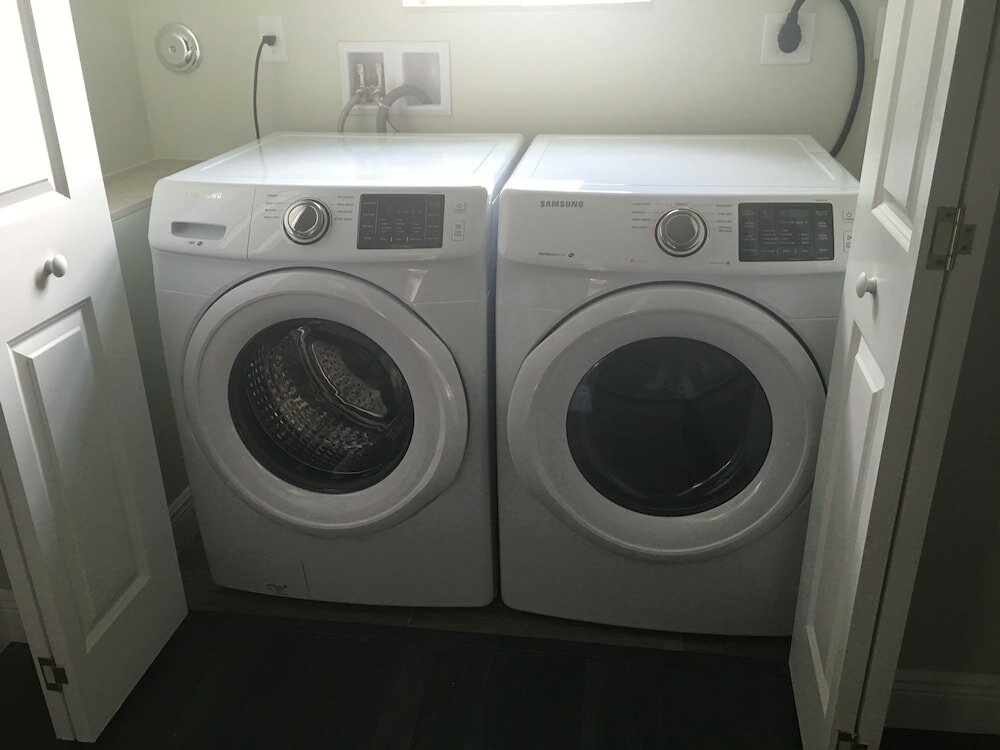 Фото 4 Bedroom Home by Ideal Experience Vr