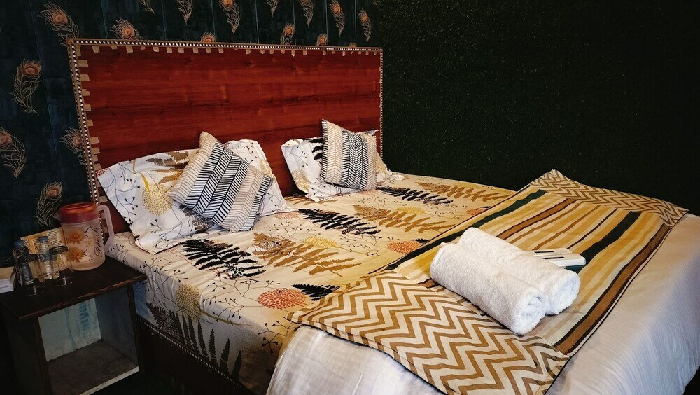 Фото Hotel Nirbana Heights