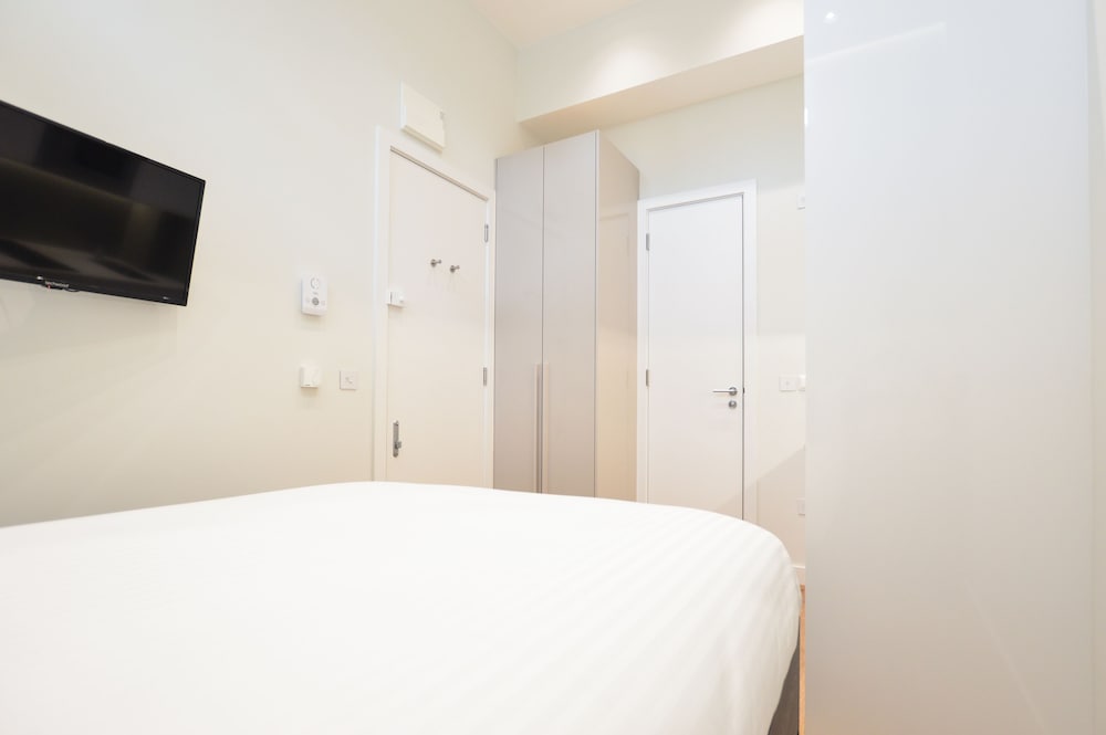 Фото Earls Court West Serviced Apartments