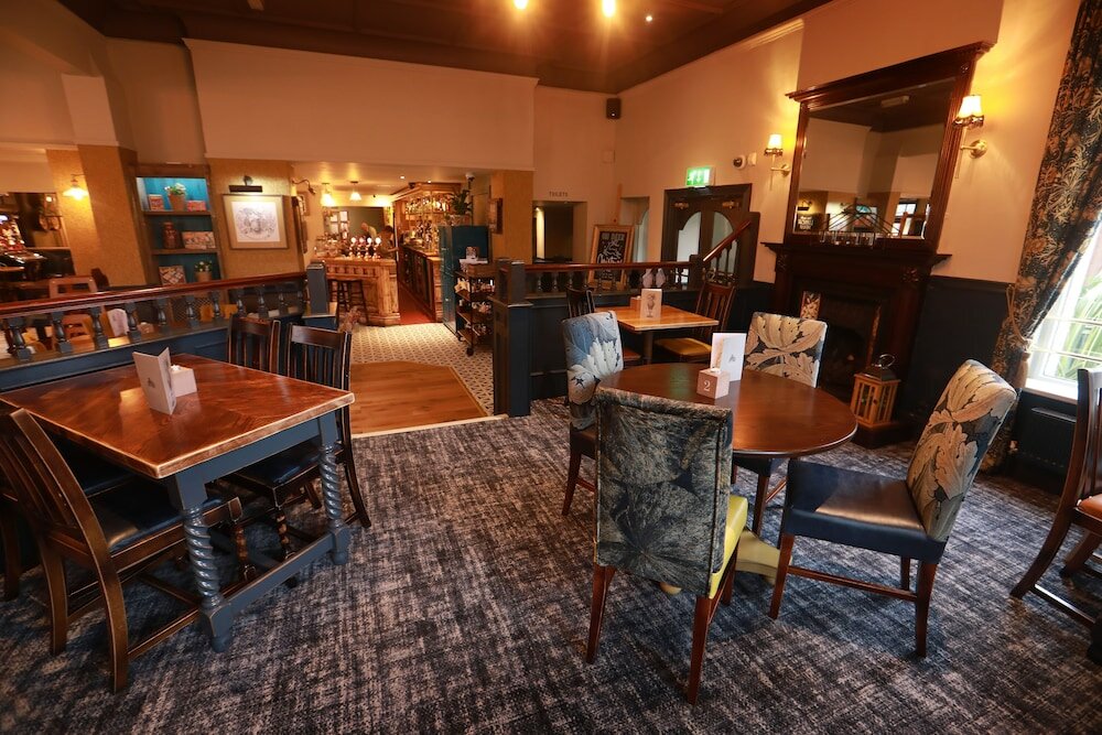 Фото Green Lodge, Wirral by Marston's Inns