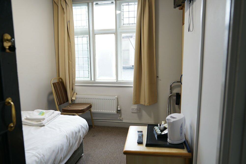 Фото Royal Hotel Kettering