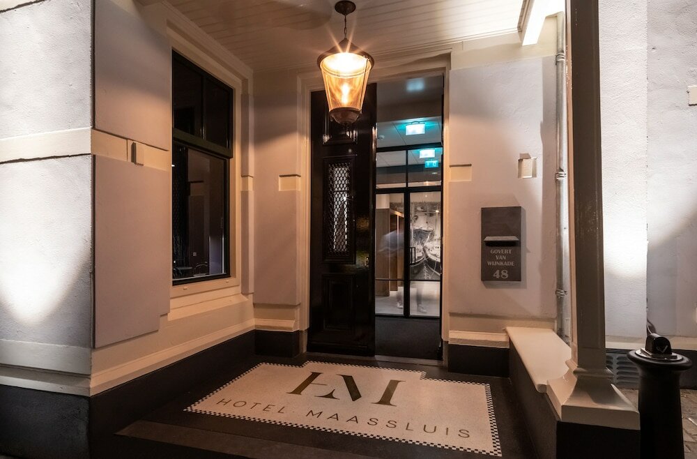 Фото Hotel Maassluis