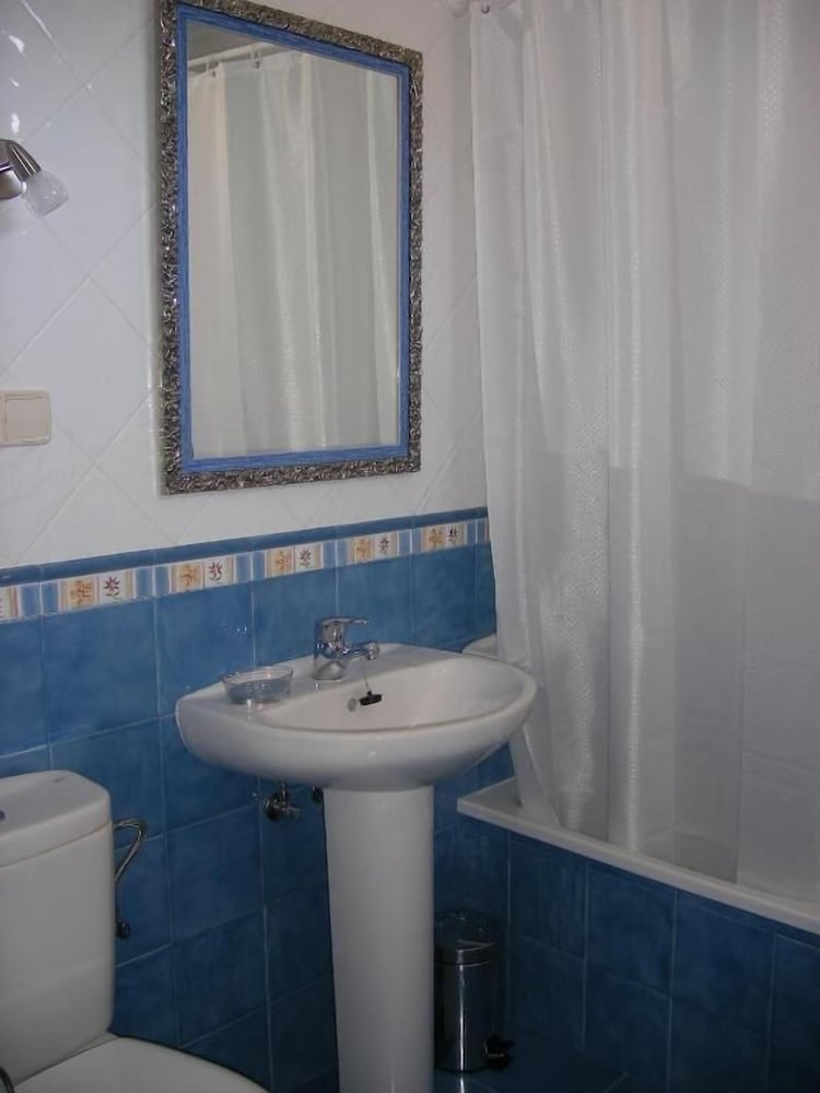 Фото Hotel Alvaro