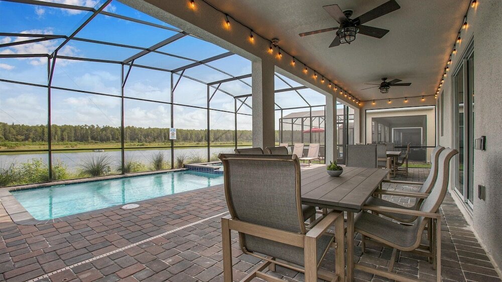 Фото 4169 Paragraph Drive