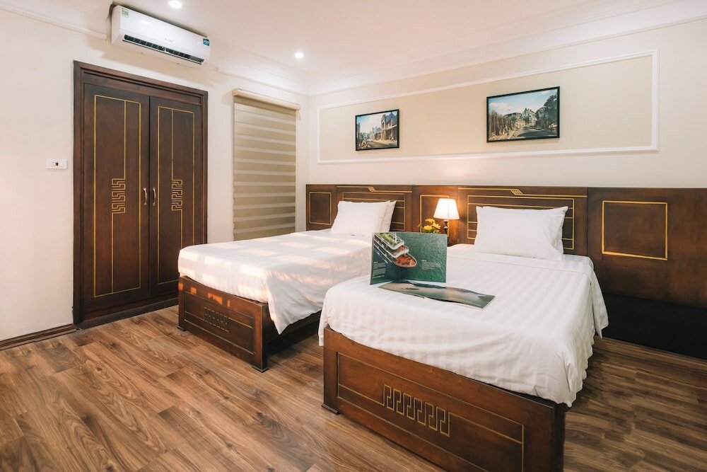 Фото Hanoi Lake View Hotel & SPA