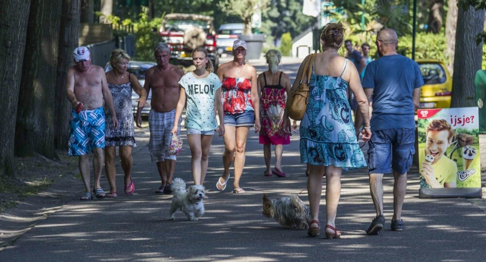 Фото Holiday Suites Limburg