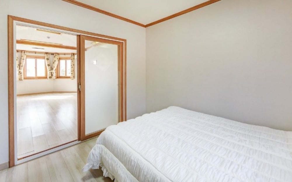 Фото Yeosu Glow Floor Pension