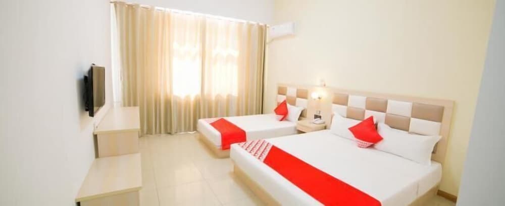 Фото Green Orange Express Inn