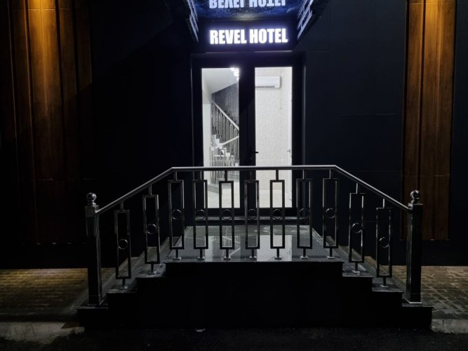 Фото Revel Hotel