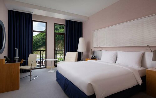 Внешний вид отеля Radisson Hotel Rosa Khutor в городском округе Сочах, фото 2