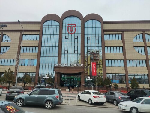 Порно транс қызға қатты ұқсайды