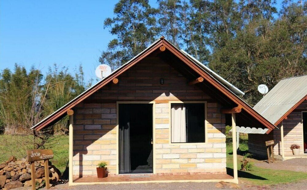 Фото Pousada Chalés Vale do Rio do Boi