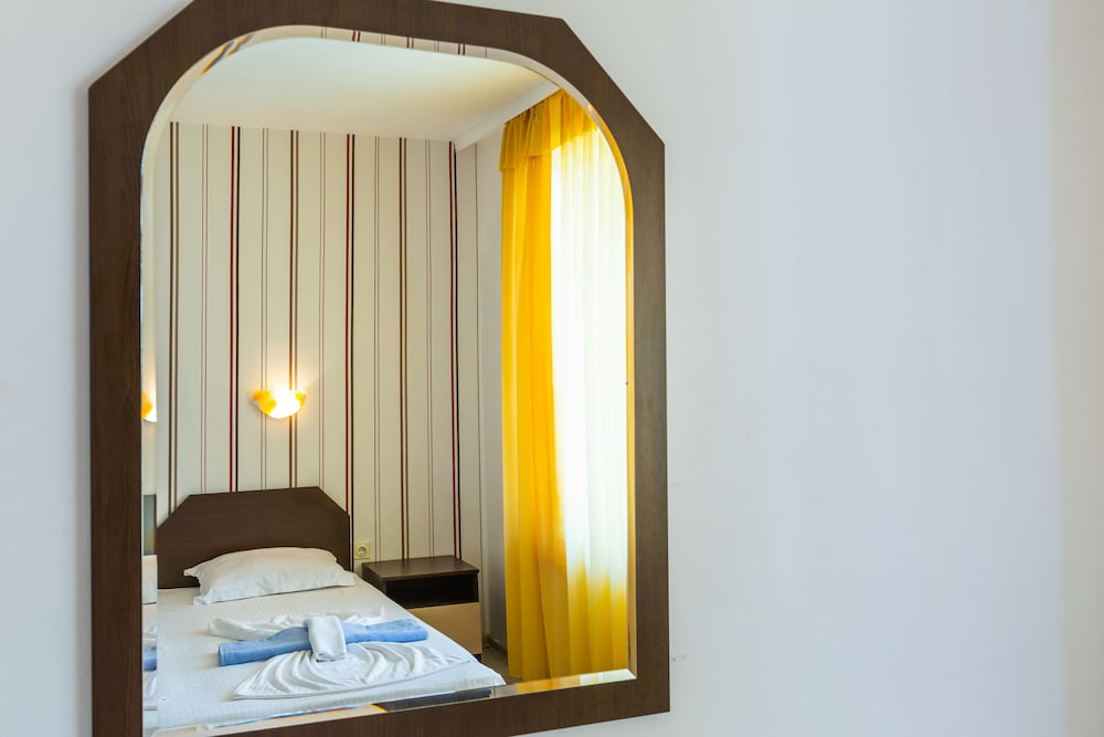 Фото Family Double Room in Dafinka Guest House