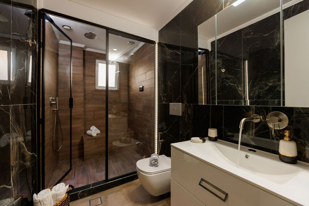 Фото Hersonissos Beach Front Suites