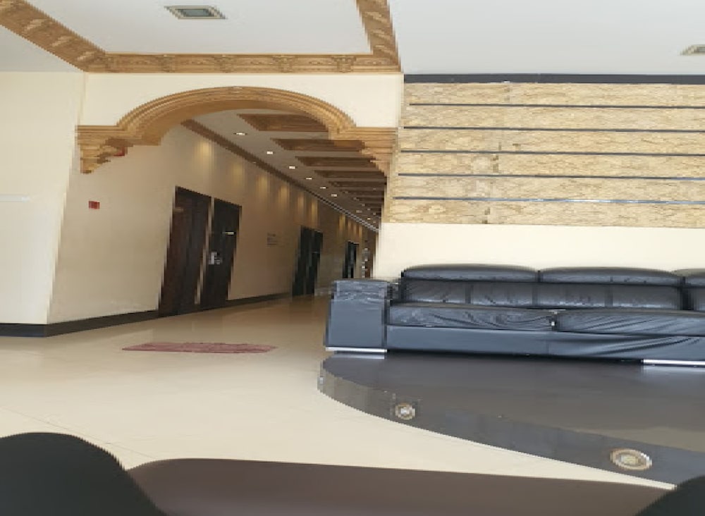 Фото Oyo 108 Golden Palace Hotel