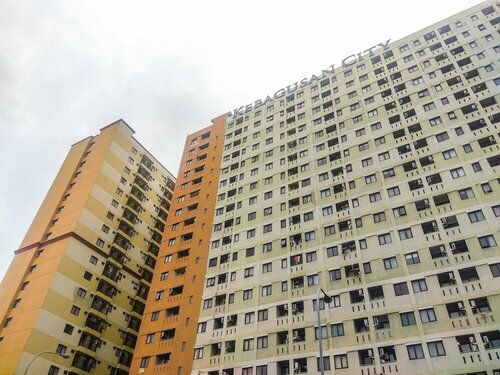 Гостиница Homey and Simply Studio Room at Kebagusan City Apartment в Джакарте