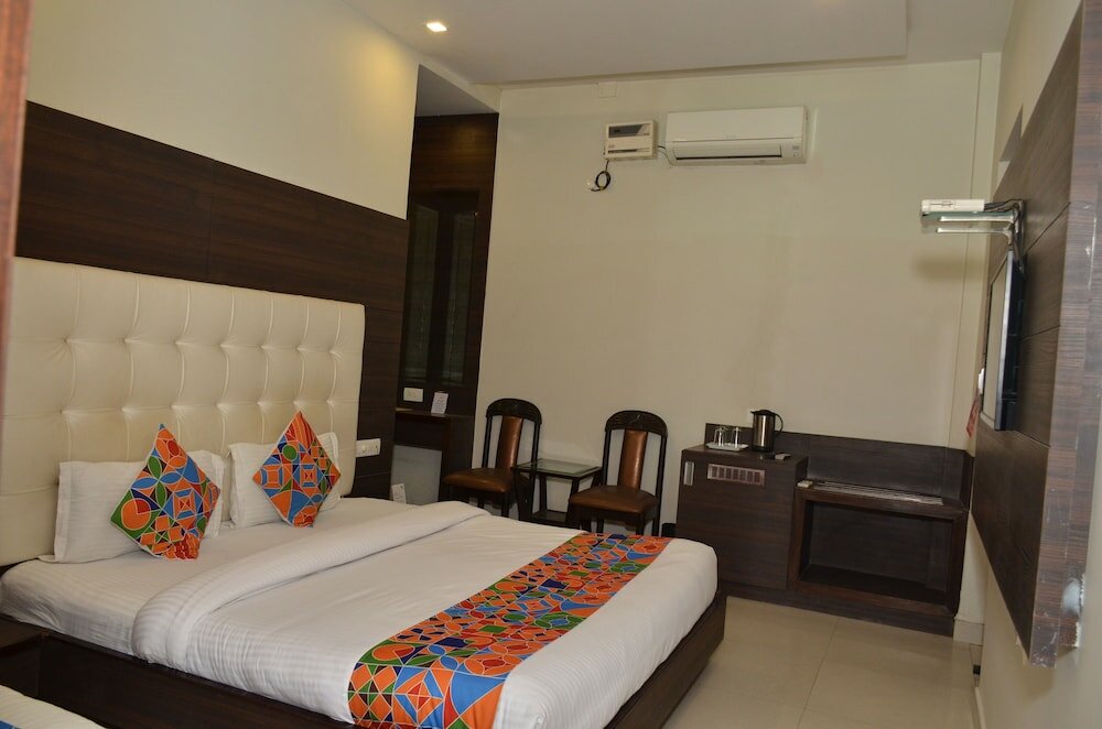 Фото FabHotel Kk Continental