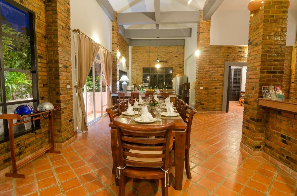 Фото Baan Oriental Villa