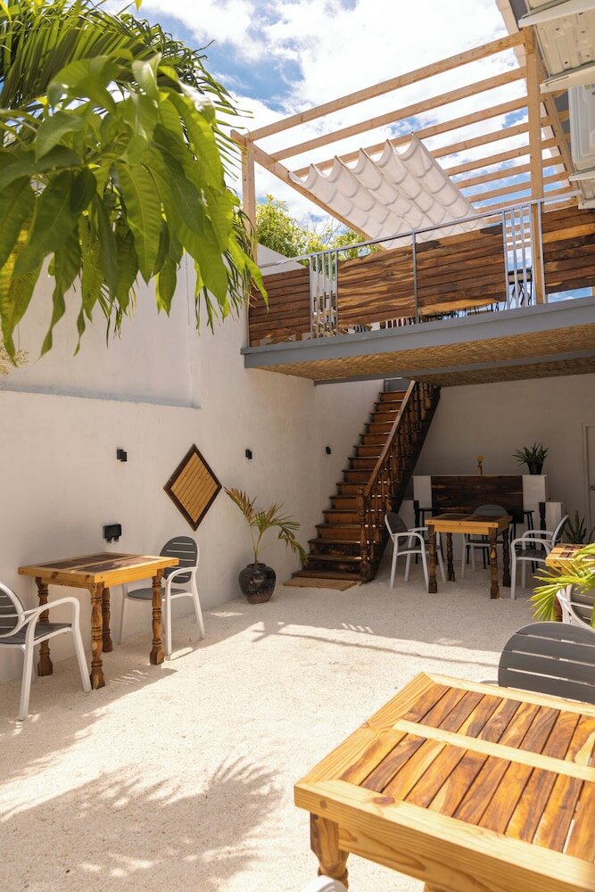 Фото Dhoani Maldives Guesthouse