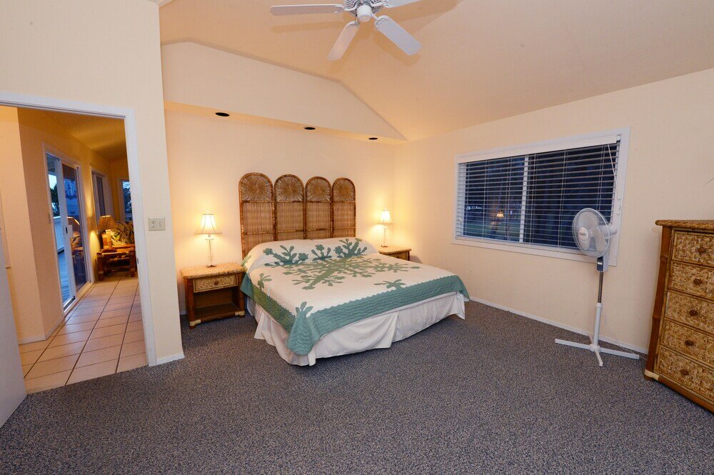 Фото Waimanalo Beach Cottages