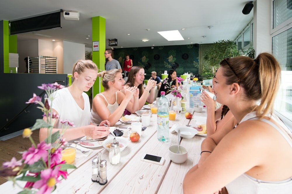 Фото Wombat's City Hostel Vienna Naschmarkt