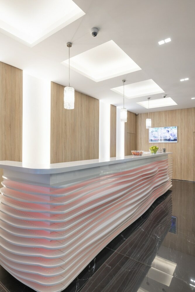 Фото Silver Crown Hotel & Residence