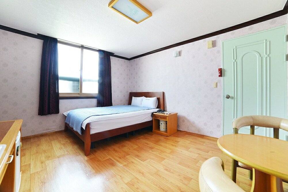 Фото Yeosu Rosen