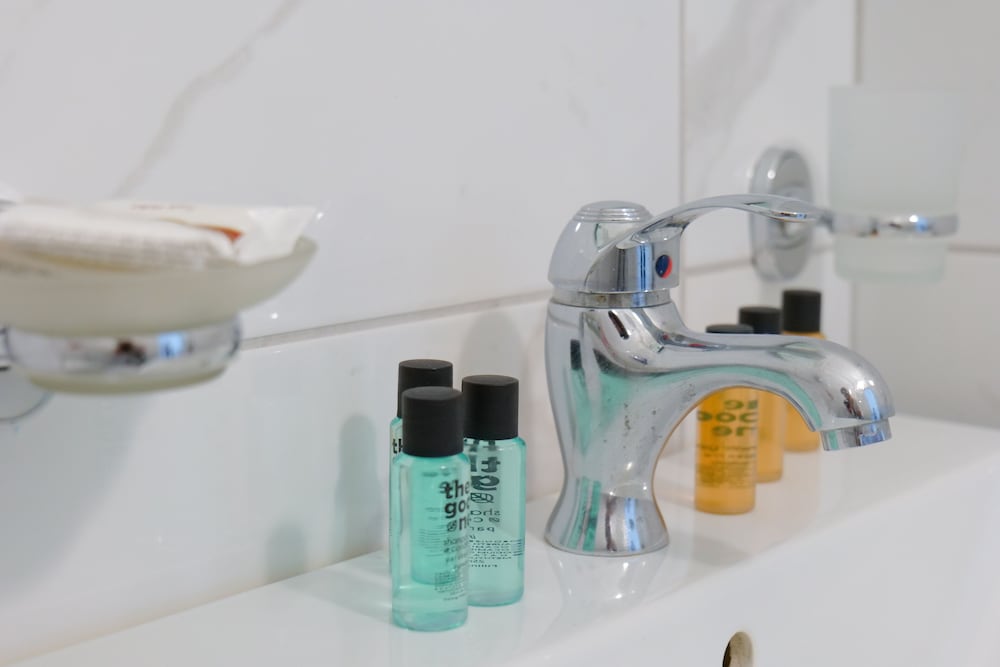 Фото Shark Hotel