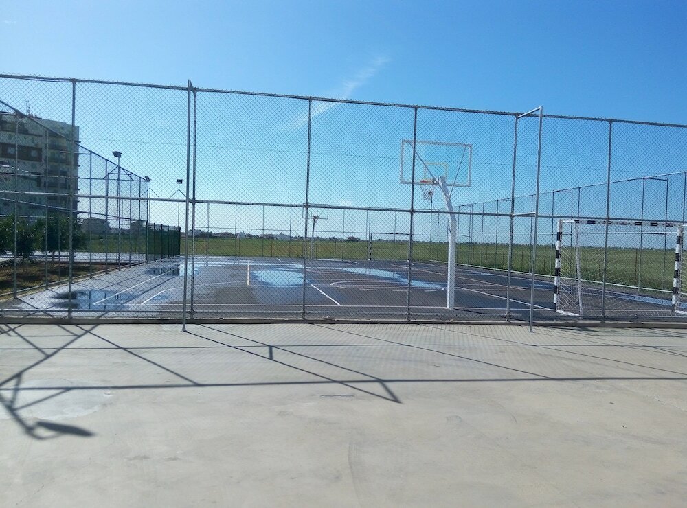 Фото One Bedroom Apartment at Longbeach