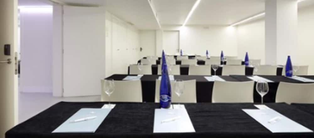 Фото Hotel Eurostars Central