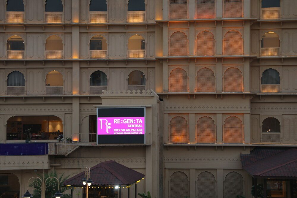 Фото Regenta Central City Vilas Palace Ambala