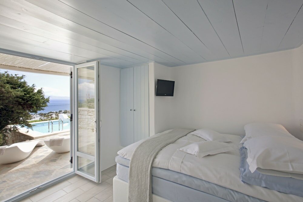 Фото Calme Boutique Hotel Paros- Adults Only