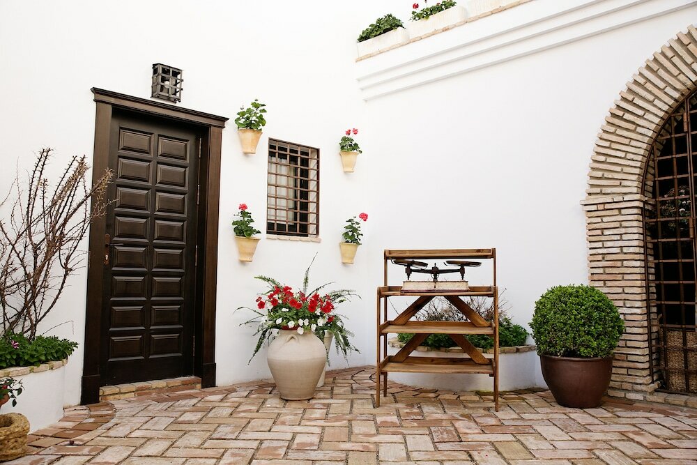 Фото Suites La Posada De Pilar