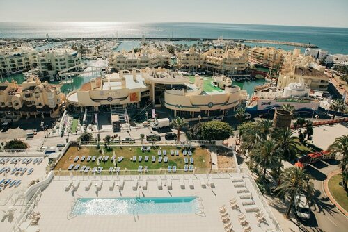 Внешний вид отеля Hotel Alay Puerto Marina - Adults Only Recommended в Бенальмадене, фото 2