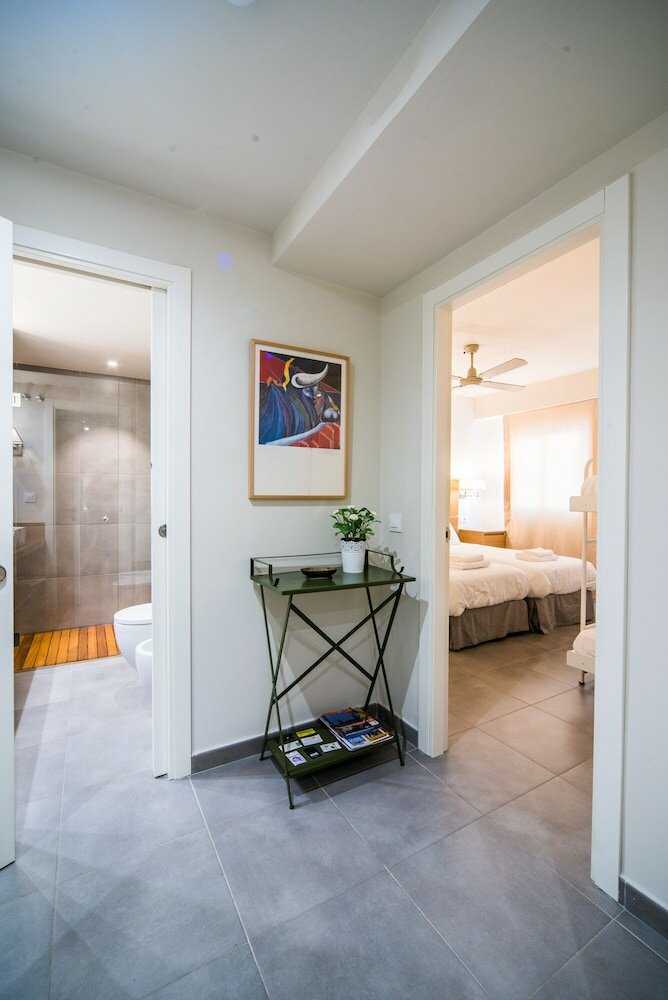 Фото Sercotel Sevilla Guadalquivir Suites