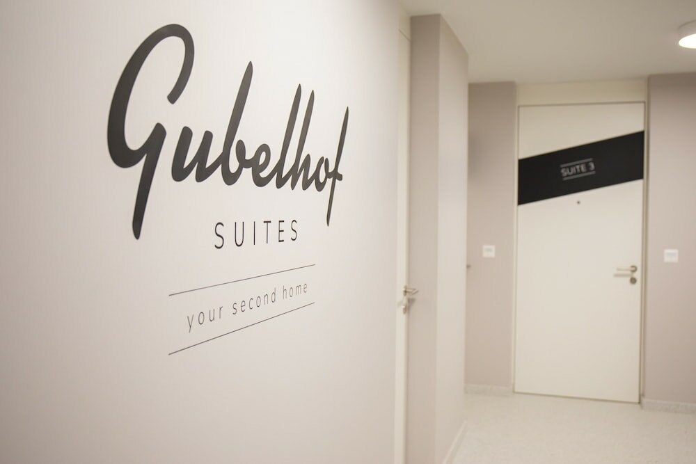 Фото Gubelhof Suites