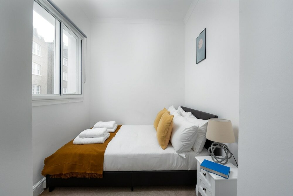 Фото Anderson Street by Capital