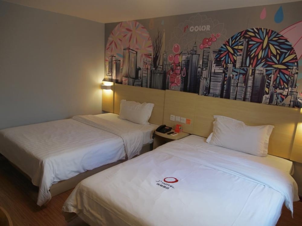 Фото Life Yajo Hotel