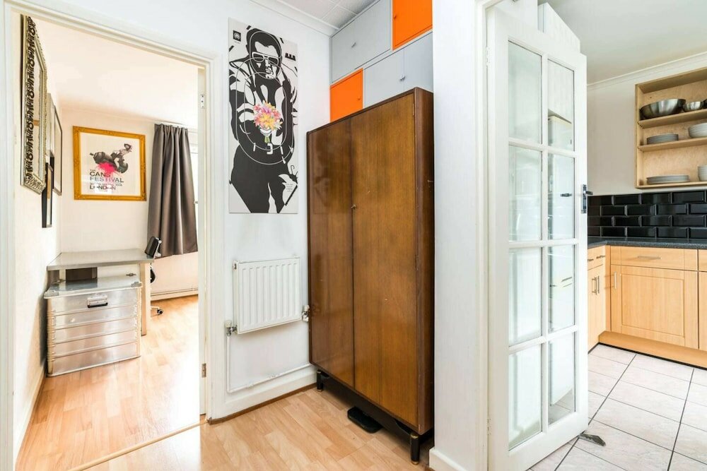 Фото Trendy 1bd Flat With Private Balcony - Hoxton
