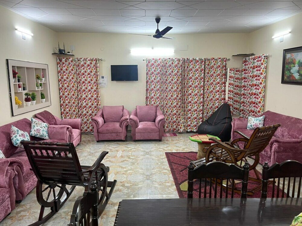 Фото Dhairya Villa Home Away From Home