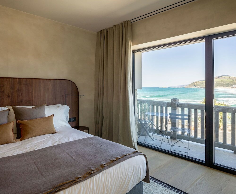 Фото Hotel Ur Bare