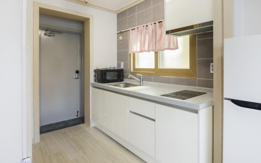 Фото Yeosu Ocean View Pension