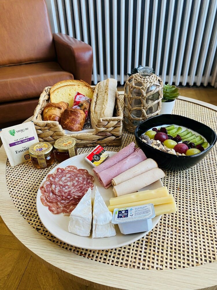 Фото Enzo Hotels Limoges Centre Jourdan by Kyriad Direct