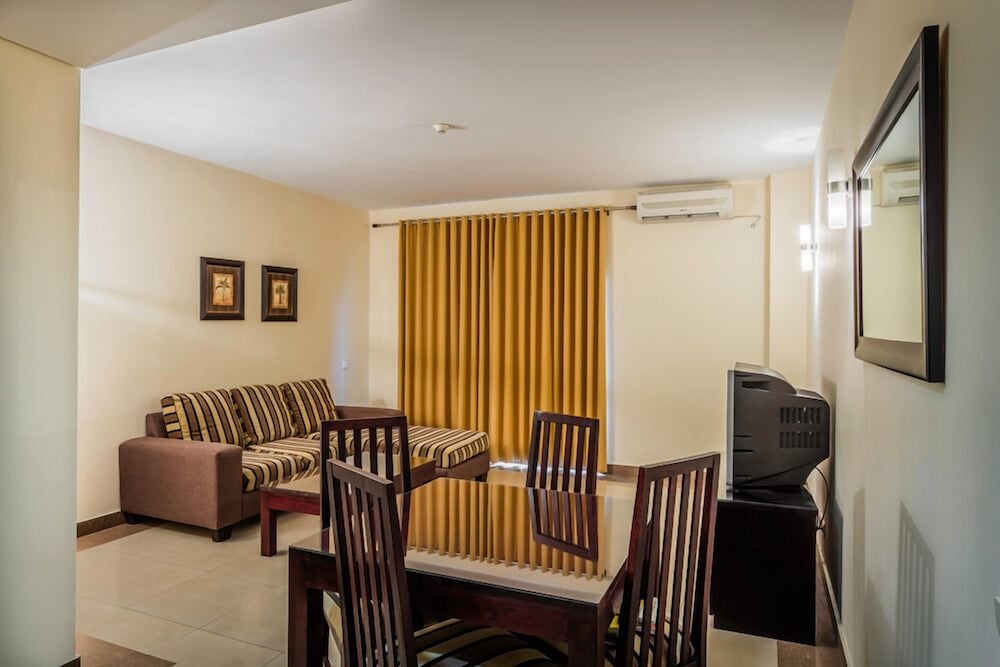 Фото VIP Executive Suites Maputo Hotel