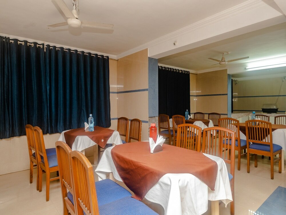 Фото Tuliipstays - Hotel Ashok Bhiwandi