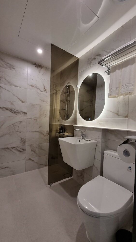 Фото Goldstone Hotel