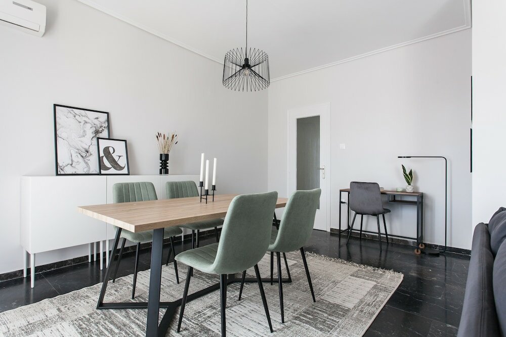 Фото Spacious Apartment near Helexpo