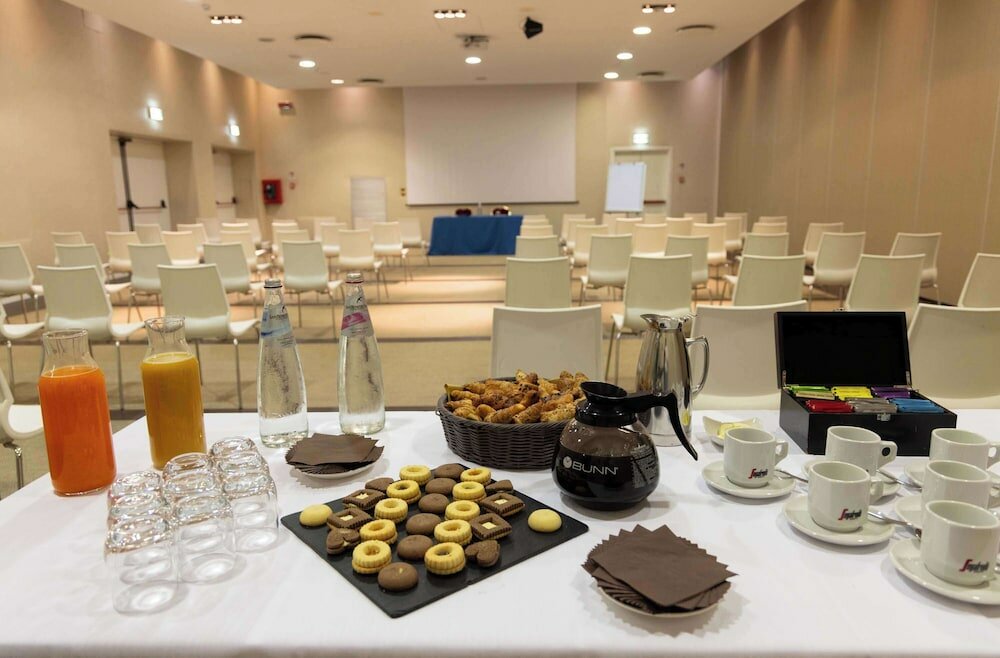 Фото Best Western Plus Tower Hotel Bologna