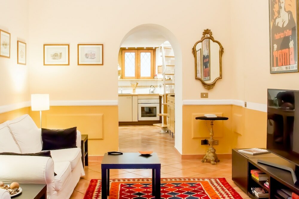 Фото Quiet and Cozy Trastevere Hideaway