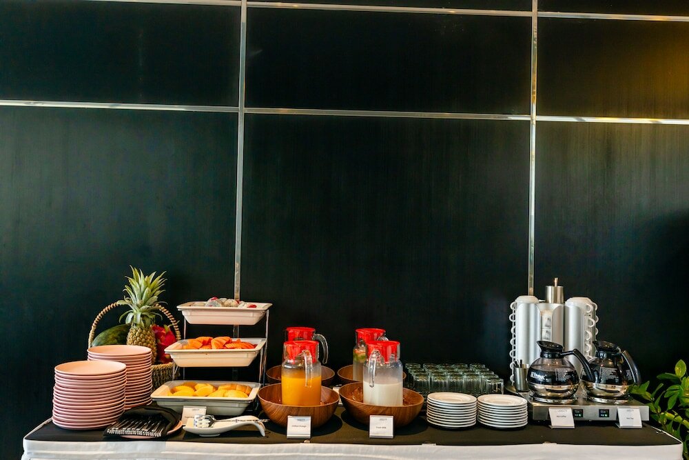 Фото Luxcity Hotel & Apartment